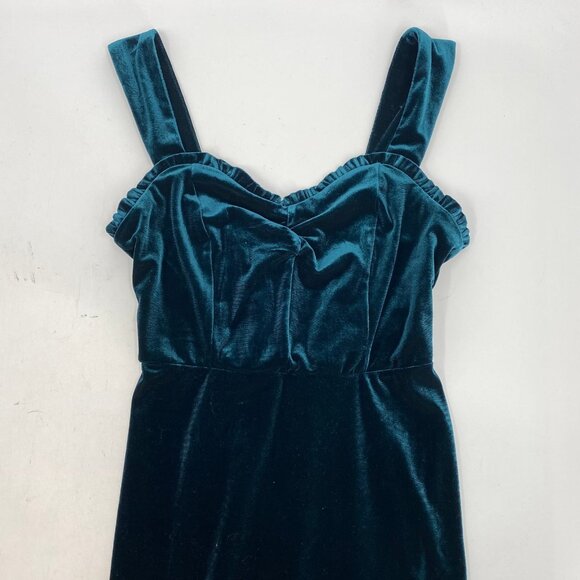 Betsey Johnson Green Velvet Midi Dress | Sleeveless Sweetheart Style - Picture 2 of 9